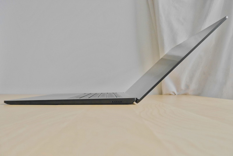 Surface Laptop ４ 15インチ レビュー