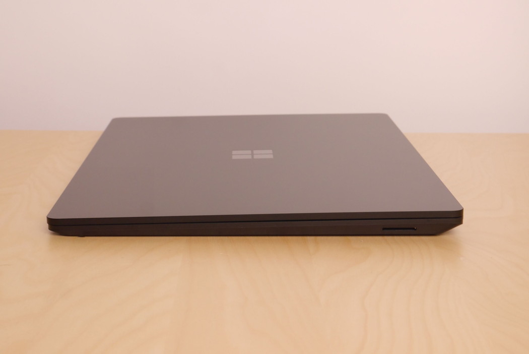 Surface Laptop 5 15インチ レビュー