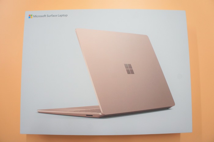 Surface Laptop 3 13.5インチ サンドストーン