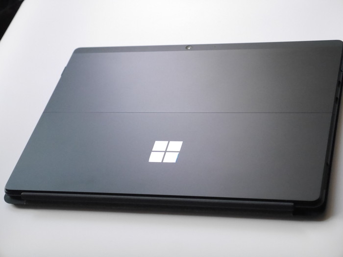 Surface Pro X レビュー