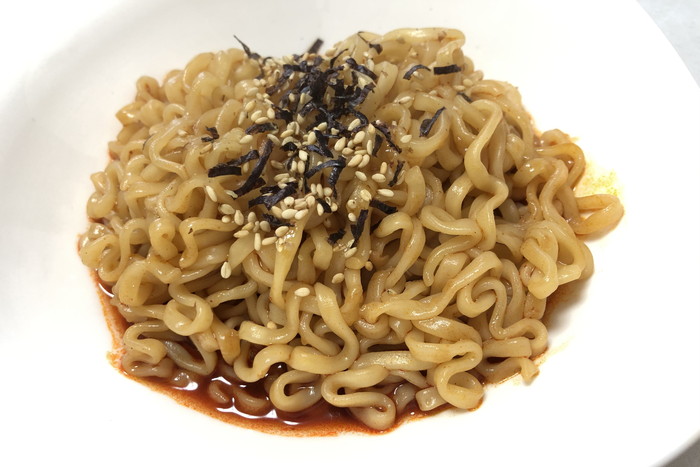 ペヤング獄激辛 VS ヘクブルダック炒め麺