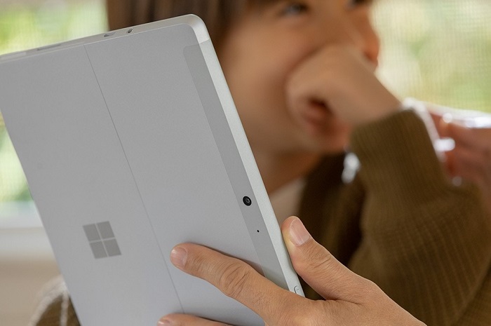 Surface Go 2
