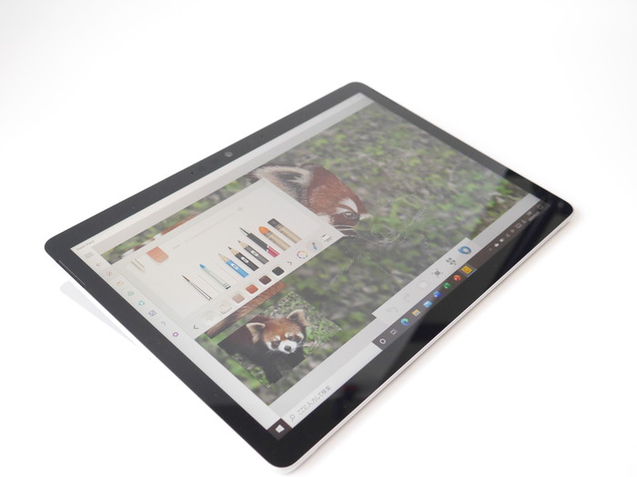Surface Go 2 LTE 実機 比較 レビュー