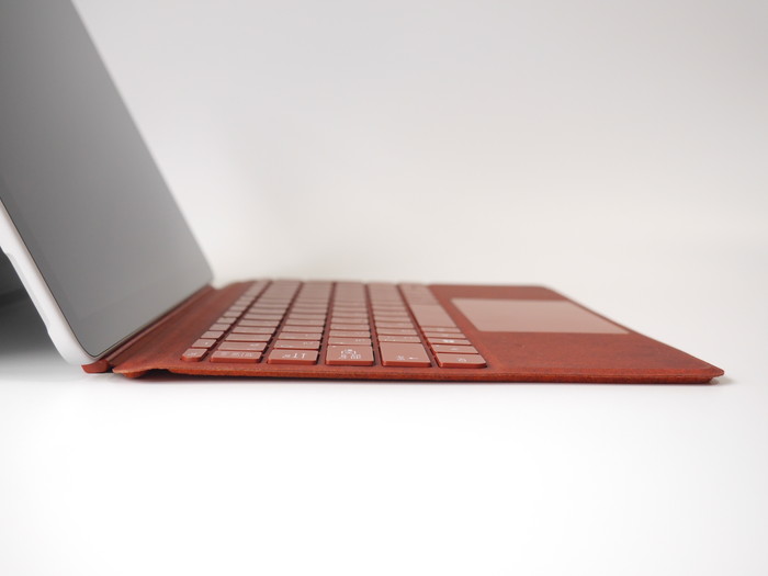 Surface Go 2 LTE タイプカバー レビュー